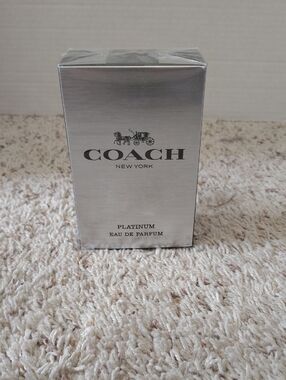 Coach Platinum Eau de Parfum - Silver Packaging